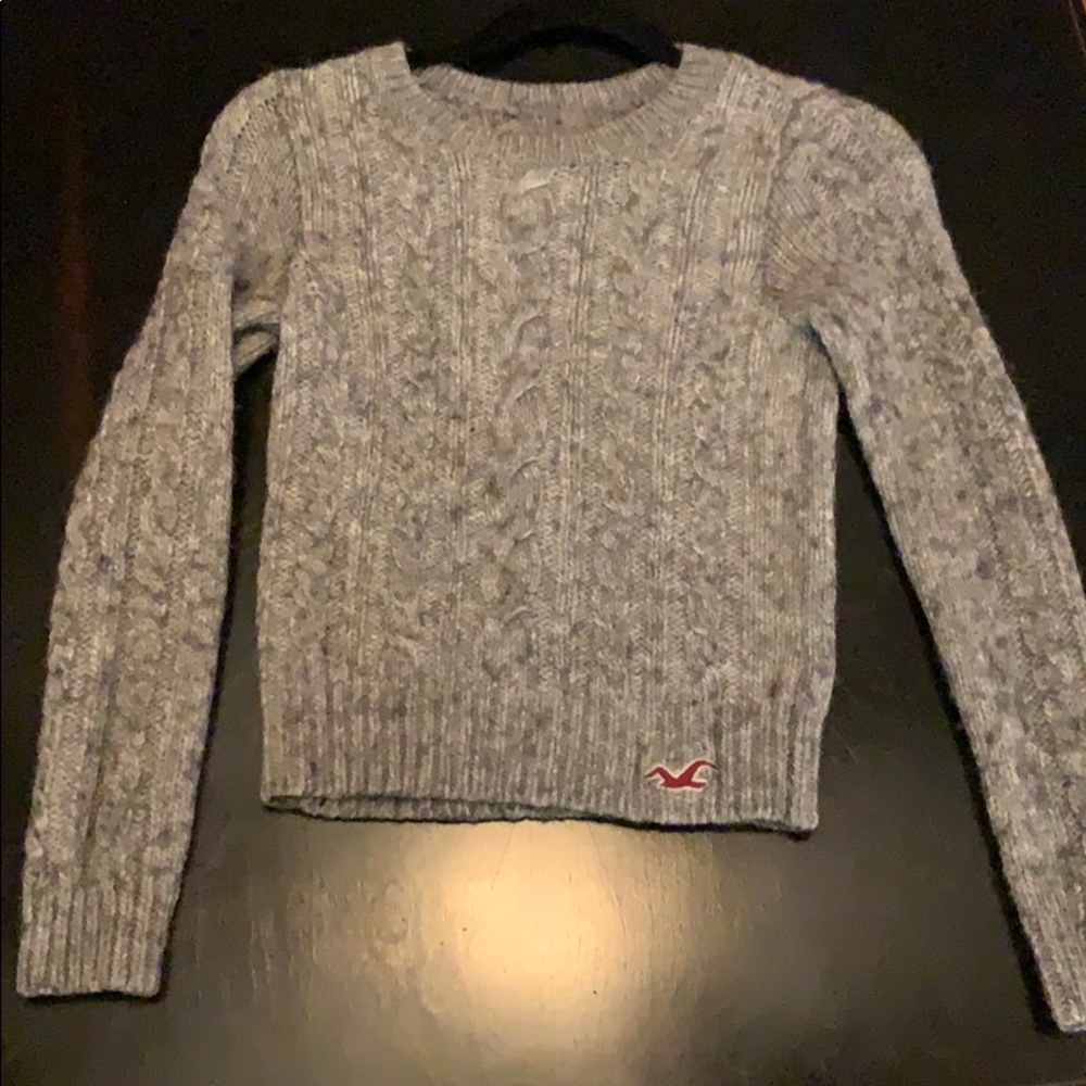 Hollister Cable knit sweater
